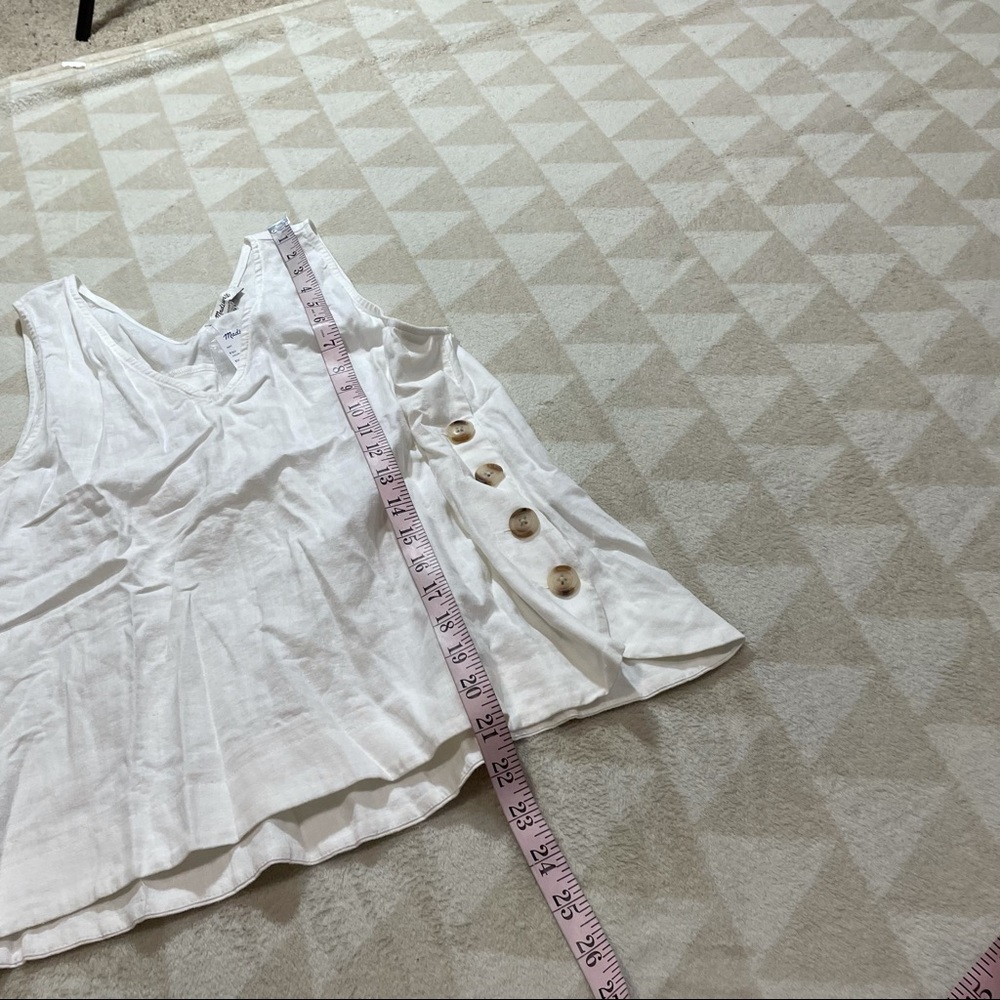 Madewell linen blend side button tank top - Picture 4 of 6